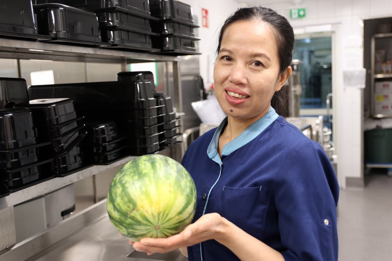 Kylän Kattauksen perehdytyksessä keskeinen tavoite on varmistaa, että jokainen työntekijä ymmärtää hänelle annetut ohjeet